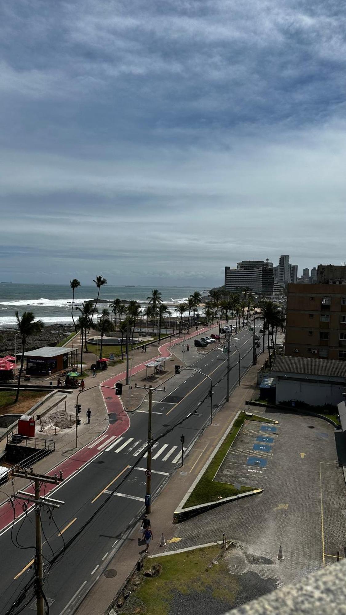 Apartamento Inteiro Frente Ao Mar De Ondina Salvador Eksteriør bilde